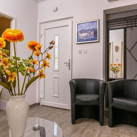 Apartments Beba - Peaceful Location Trogir Kültér fotó