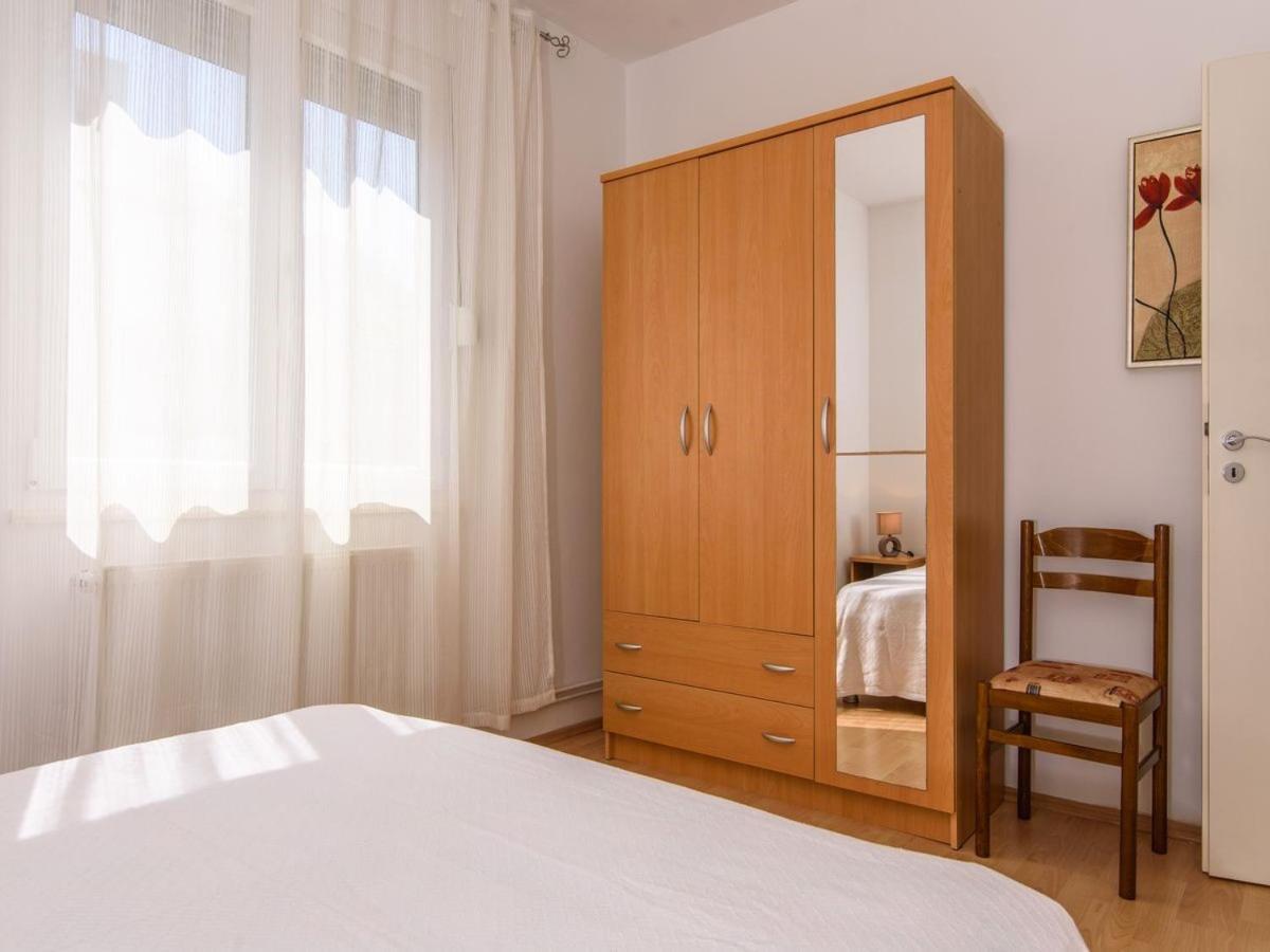 Apartments Beba - Peaceful Location Trogir Kültér fotó