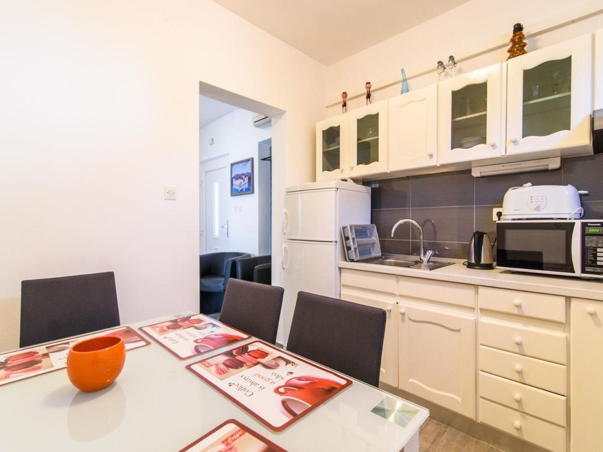 Apartments Beba - Peaceful Location Trogir Kültér fotó