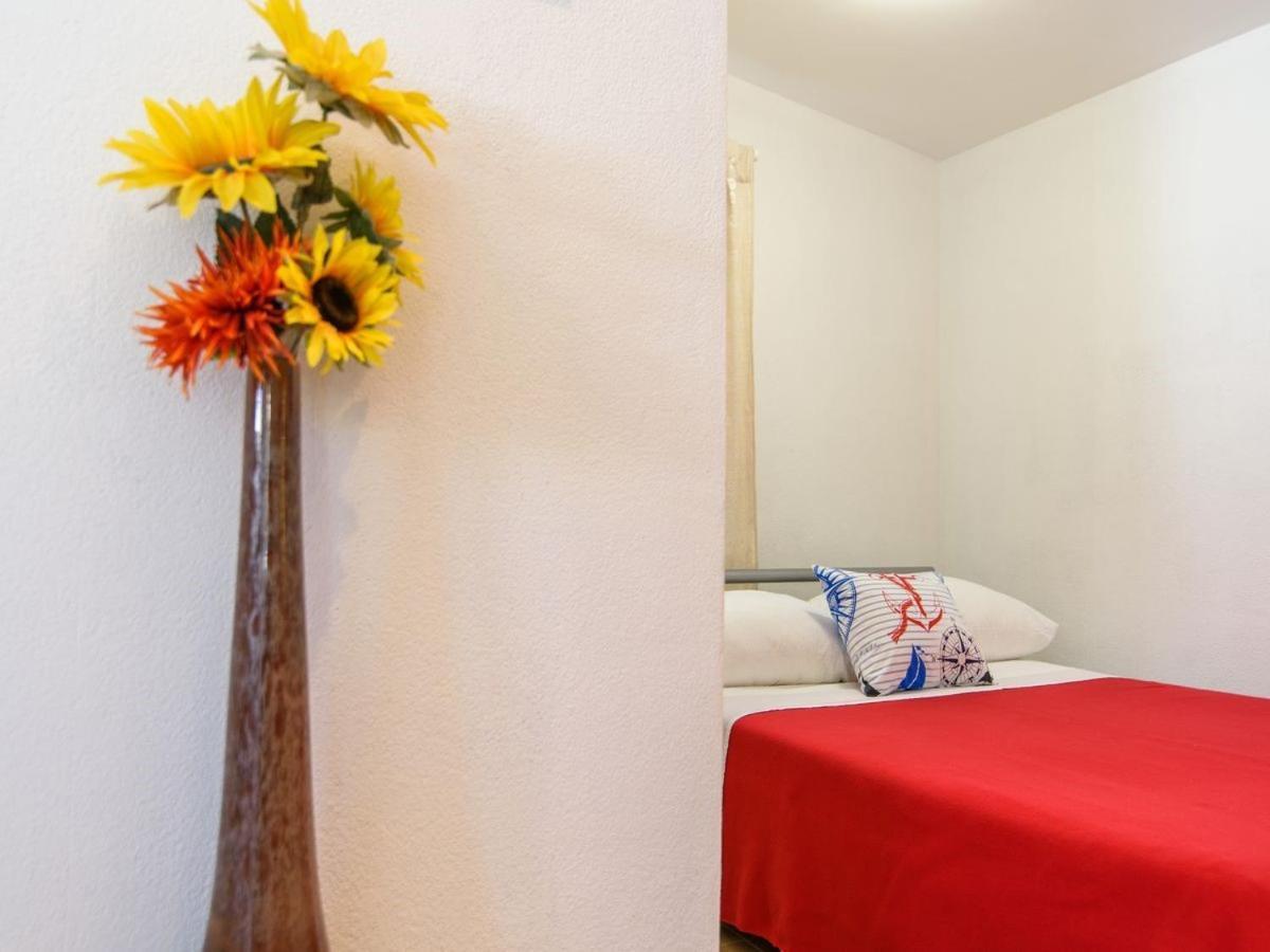 Apartments Beba - Peaceful Location Trogir Kültér fotó