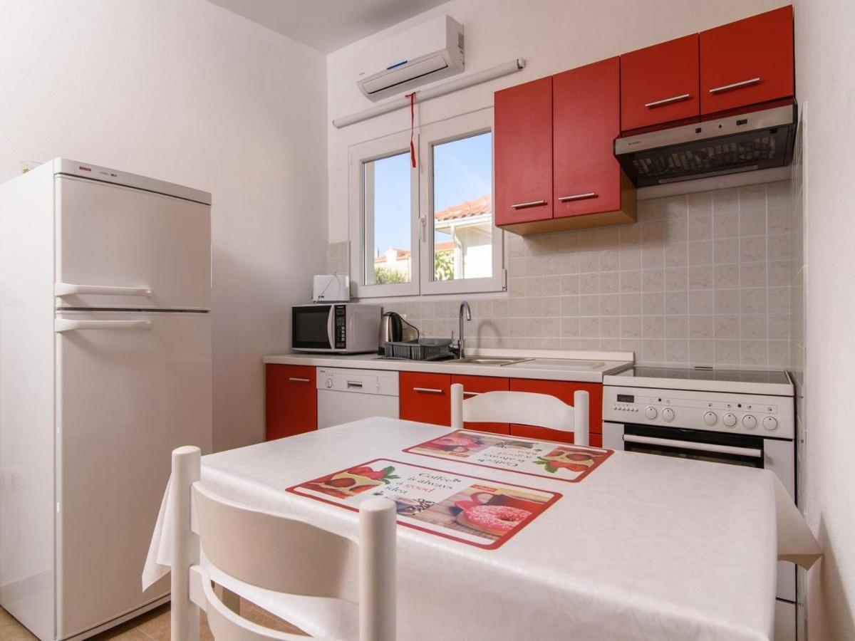 Apartments Beba - Peaceful Location Trogir Kültér fotó